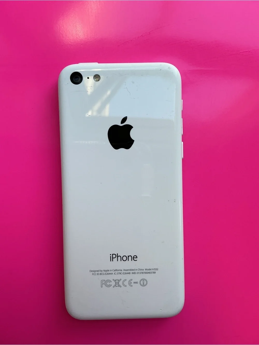 Apple iPhone in white with black front